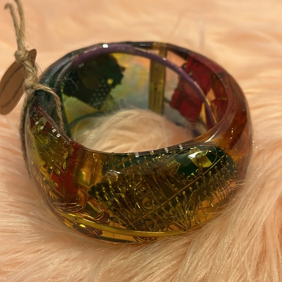 PAGANEuniques Beautiful, Clunky, Resin Bracelet w Computer Parts Encased Inside - Picture 2 of 13